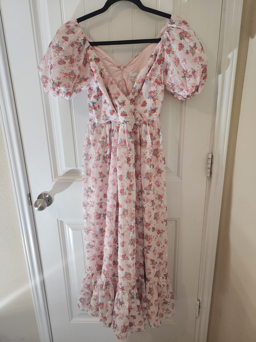Alamour The Label Jaida Floral Maxi Dress Pink XS NWT Puff Sleeve Cottagecore - Picture 2 of 16